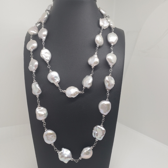36" Gray Flat Baroque Iridescent CFWP Pearl Strand Necklace - Picture 6 of 9